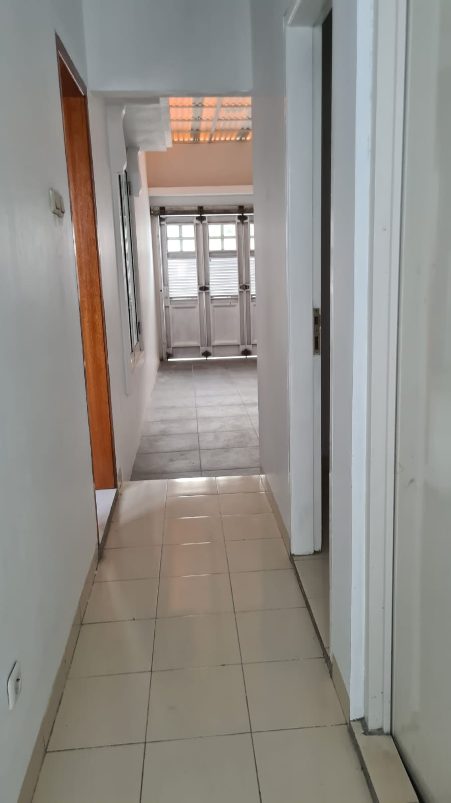 Rumah Disewakan di Cluster Tropikana Jababeka
